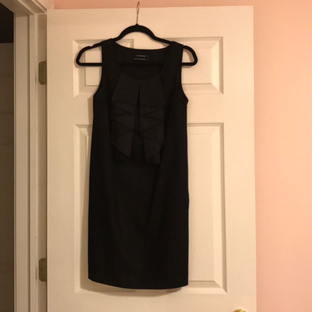 Club Monaco midi dress. Size 0